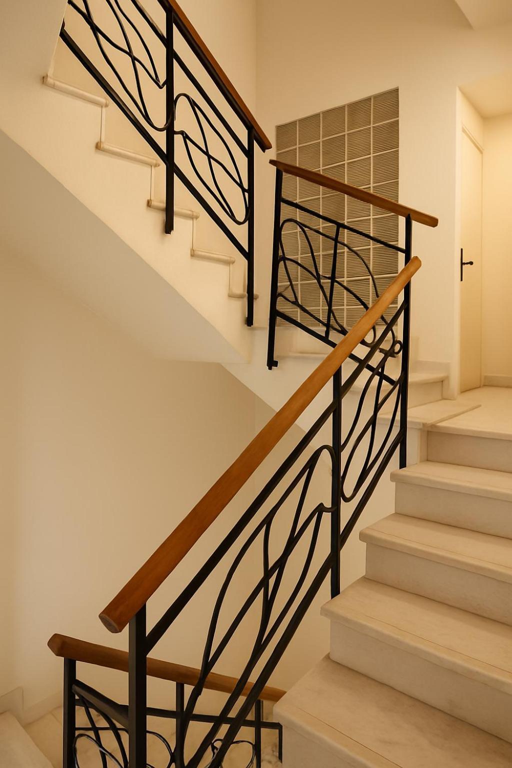 Black Onyx Comfort Suites - Timeless Design In A Heritage Building เทสซาโลนิกิ ภายนอก รูปภาพ